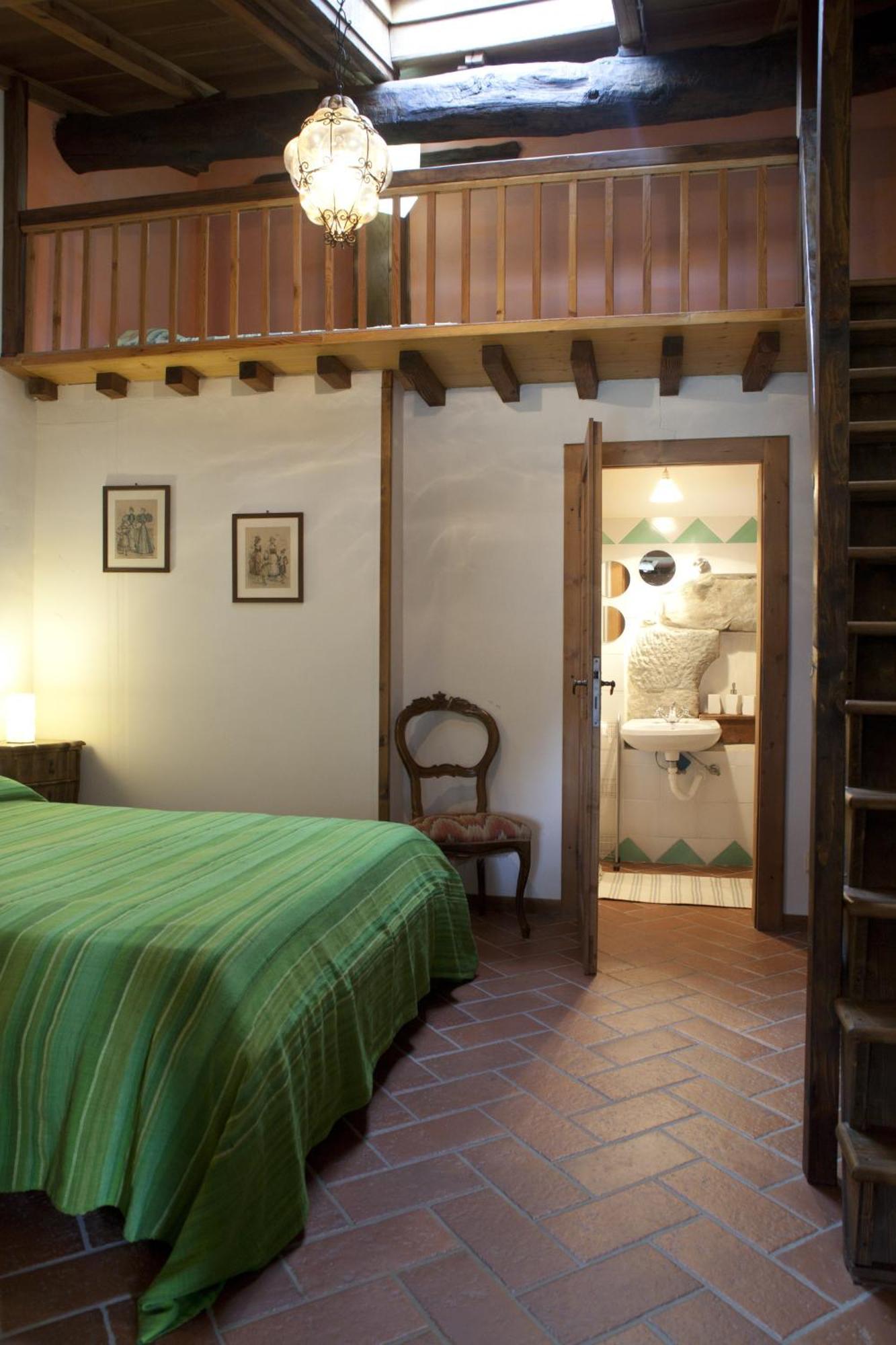 All'Antico Silbule Capolona Room photo